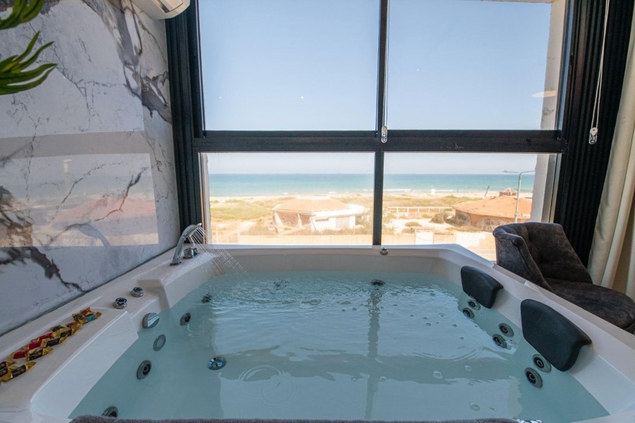 סוויטה רומנטיקה בים